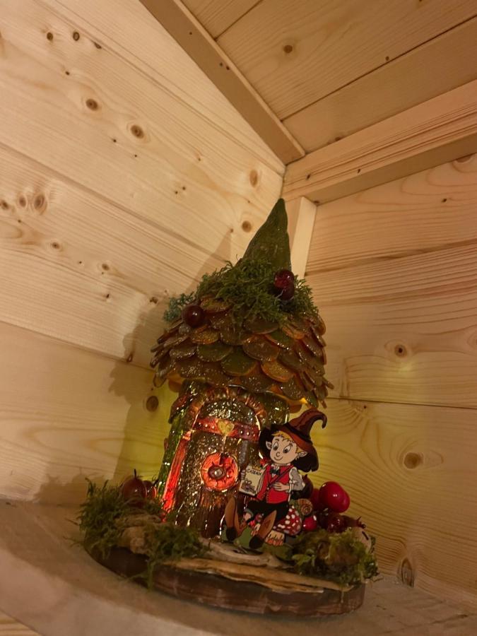 La Rouloulotte Hotel Durbuy Bagian luar foto